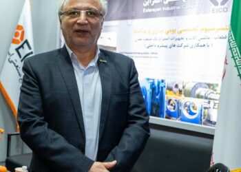 مجتمع صنعتی اسفراین با تولید قطعات با تکنولوژی بسیار بالا نیاز جهانی را تامین می‌کند(+فیلم)