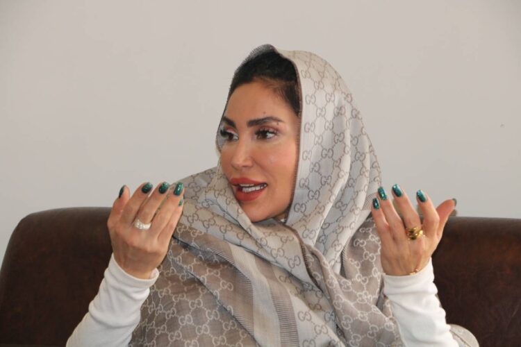 تشکیل کارگروه ساختمانی برای اولین بار در رمز موفقیت مانی