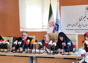 جشنواره بین المللی صنعت مد و لباس کشورهای اسلامی فرصت ویژه برای اساتید و علاقمندان فعال ۵۷ کشور اسلامی