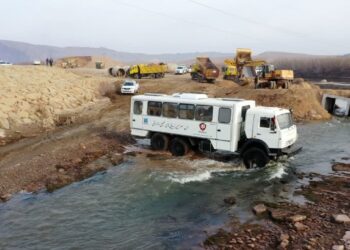 لبخند مروارید ارس بروی گردشگران