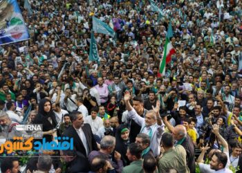 پزشکیان: باید سد تحریم را بشکنیم و کاسبان تحریم را ناامید کنیم